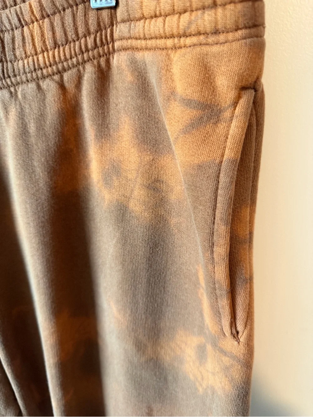 ⚡️Alphalete Rust Tie-Dye Joggers